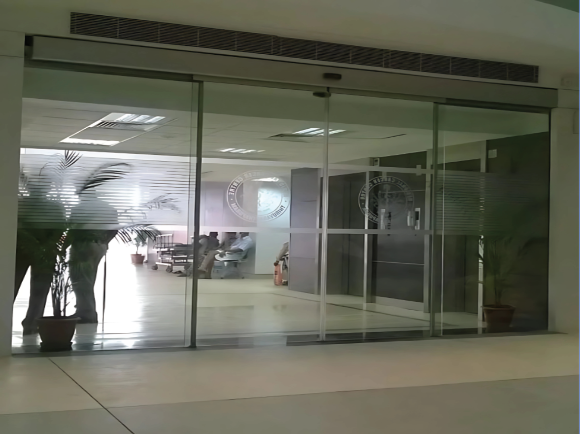 AUTOMATIC SENSOR DOOR